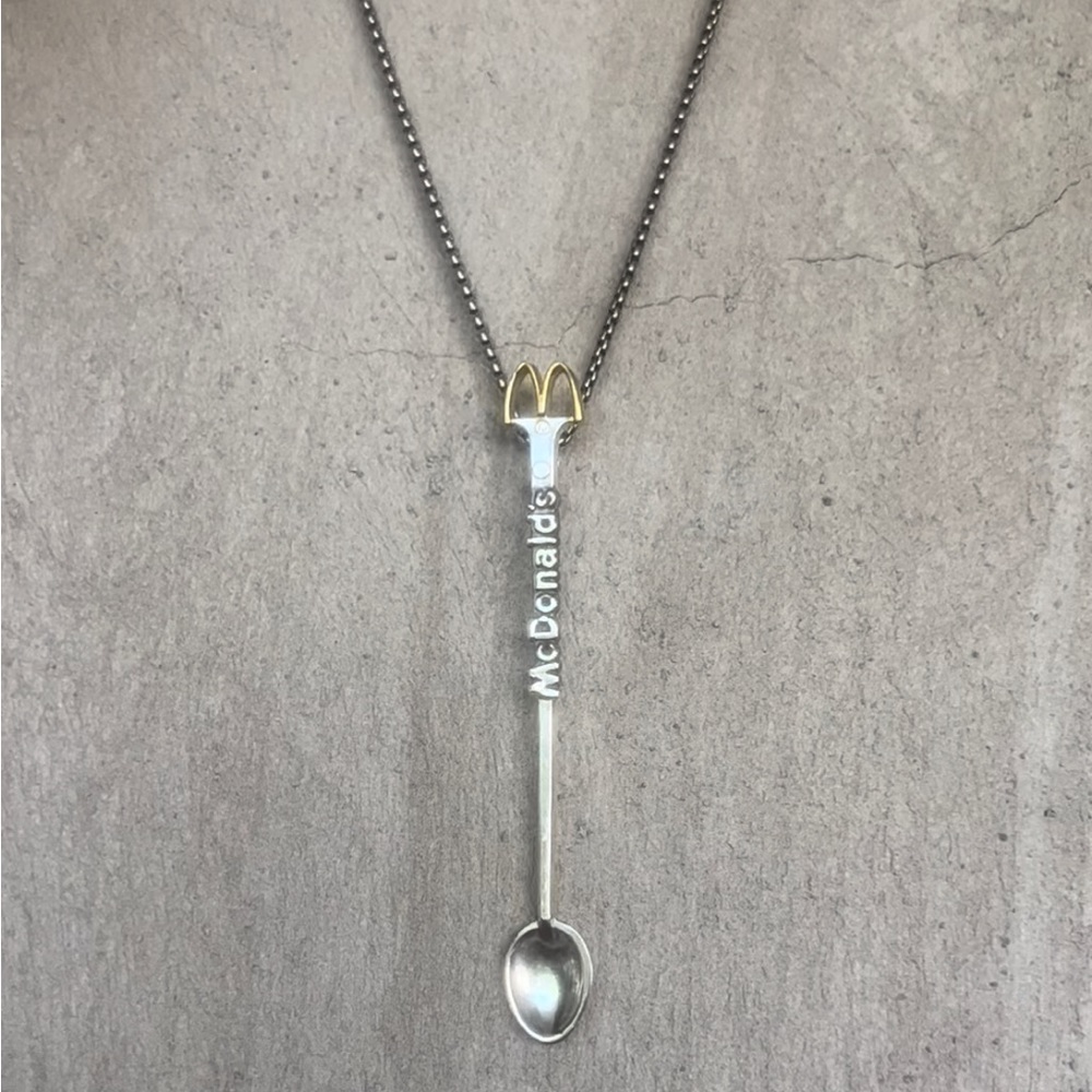 VINTAGE 1970'S MCDONALD'S BURNING MAN SNUFF NECKLACE: STERLING SILVER & GOLD